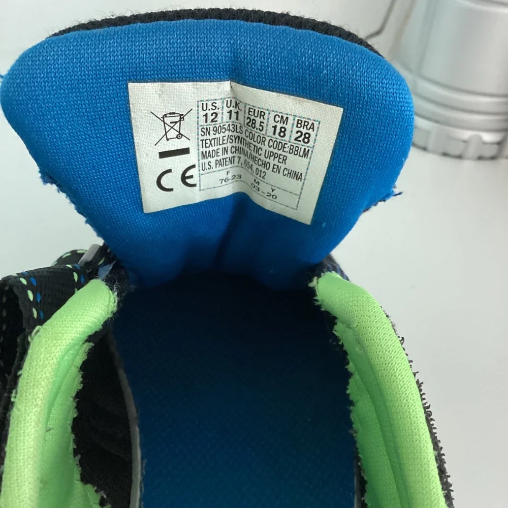 Boy's Skechers Light Up Flex - Glow Sneaker Blue Green and Black Boys Sz 12
